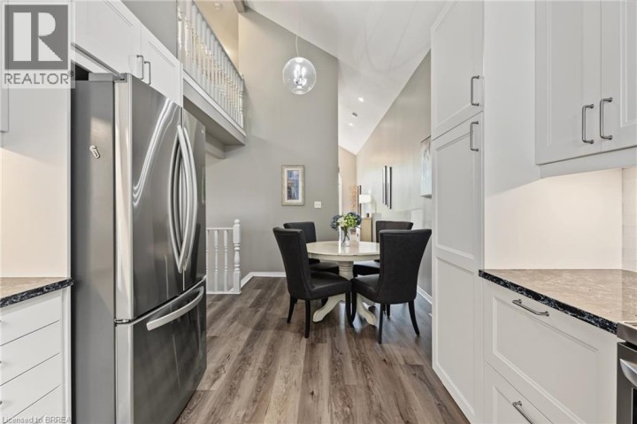 Photo 14 at 332 Grand River Avenue, Holmedale, Brantford