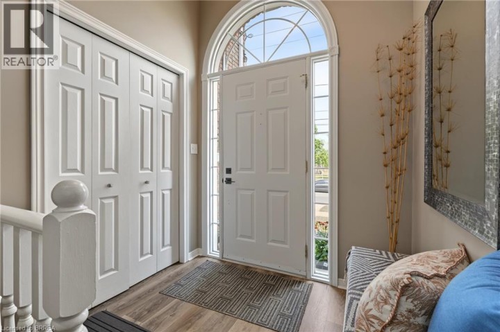 Photo 5 at 332 Grand River Avenue, Holmedale, Brantford