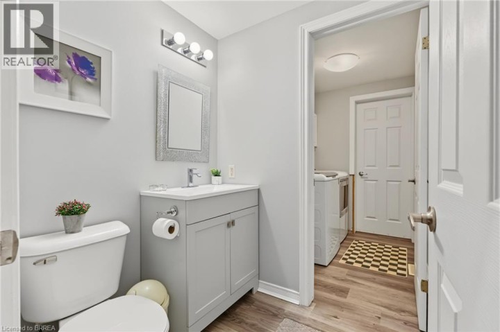 Photo 8 at 332 Grand River Avenue, Holmedale, Brantford