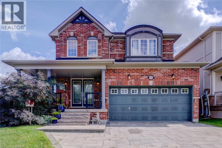 Photo 1 at 15 Davidson Court, Cainsville / Brookfield, Brantford