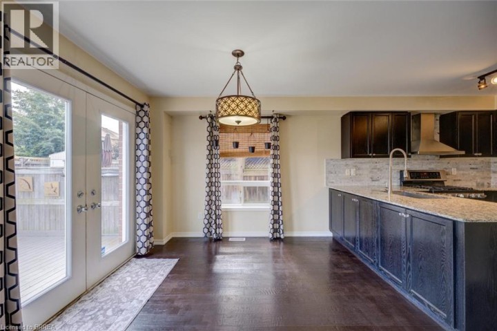 Photo 15 at 15 Davidson Court, Cainsville / Brookfield, Brantford