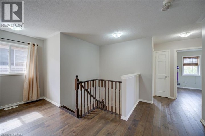 Photo 21 at 15 Davidson Court, Cainsville / Brookfield, Brantford