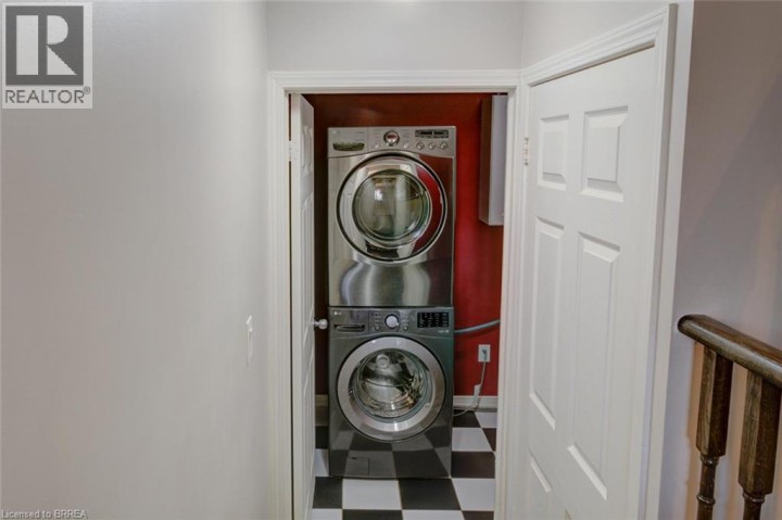 Photo 42 at 15 Davidson Court, Cainsville / Brookfield, Brantford