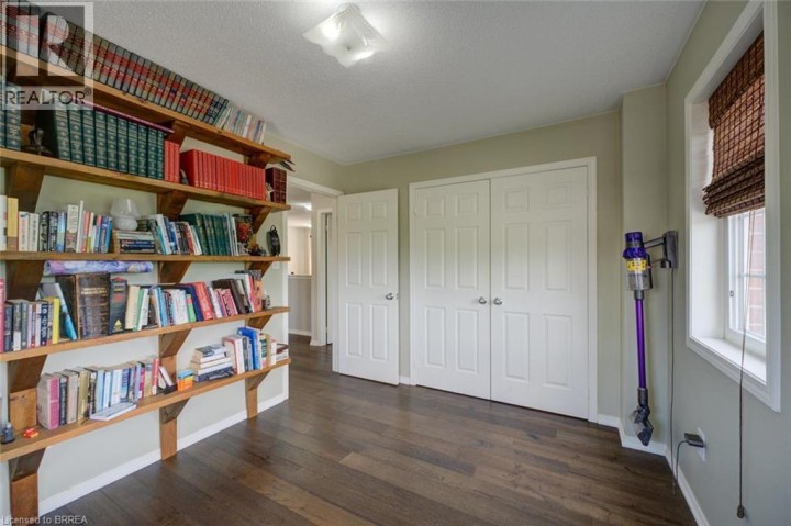 Photo 31 at 15 Davidson Court, Cainsville / Brookfield, Brantford