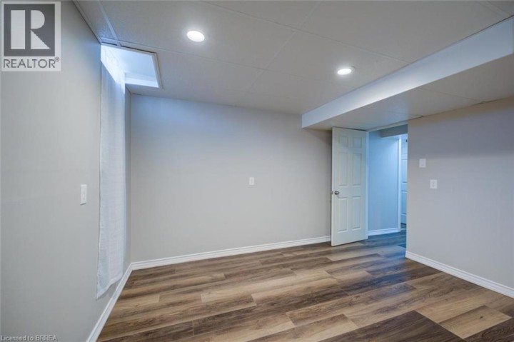Photo 38 at 15 Davidson Court, Cainsville / Brookfield, Brantford