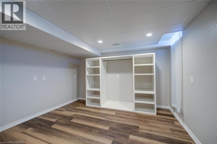 Photo 37 at 15 Davidson Court, Cainsville / Brookfield, Brantford