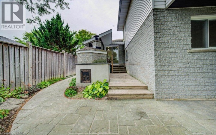 Photo 36 at 27 Olivetree Road, Mayfair, Brantford
