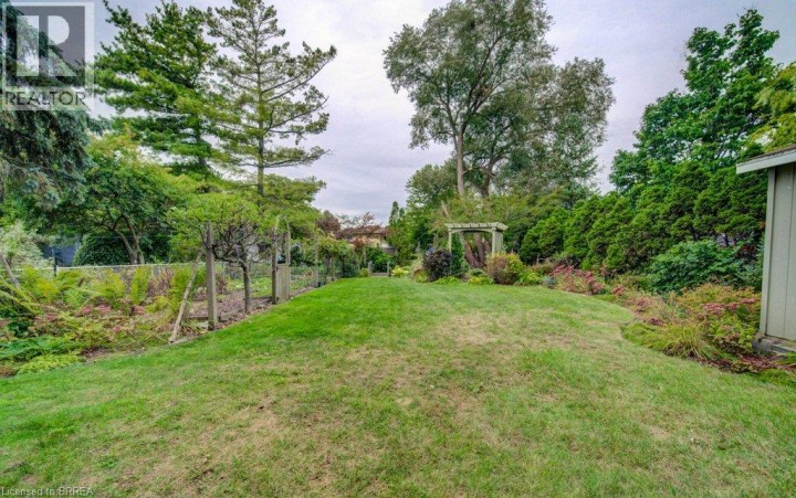 Photo 41 at 27 Olivetree Road, Mayfair, Brantford