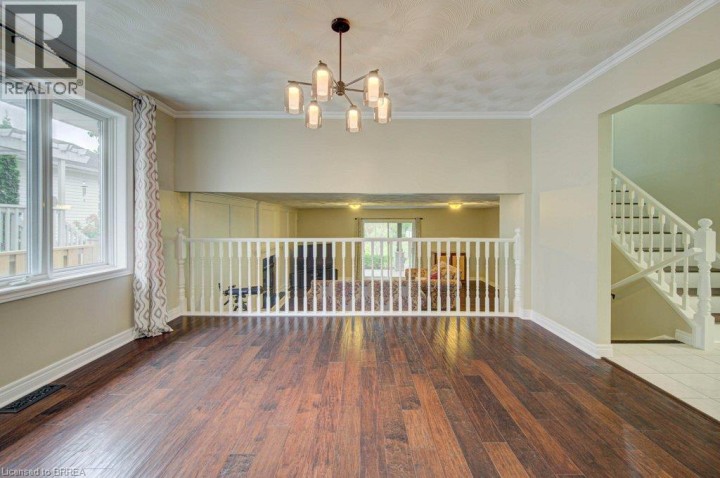 Photo 8 at 27 Olivetree Road, Mayfair, Brantford
