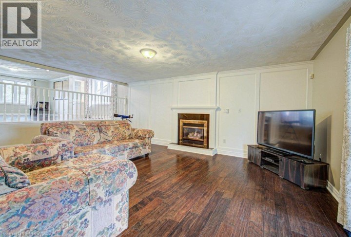 Photo 23 at 27 Olivetree Road, Mayfair, Brantford
