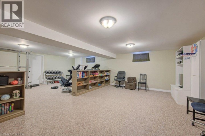 Photo 26 at 27 Olivetree Road, Mayfair, Brantford