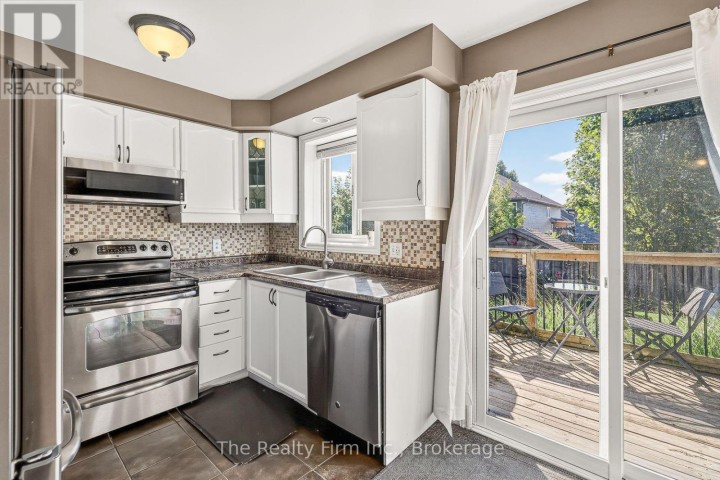 Photo 10 at 35 Beech Boulevard, Tillsonburg