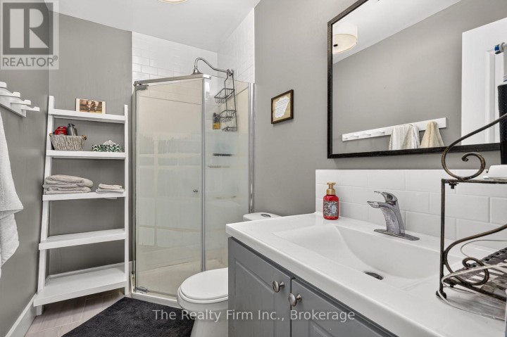 Photo 14 at 35 Beech Boulevard, Tillsonburg