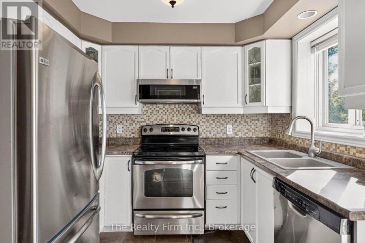 Photo 9 at 35 Beech Boulevard, Tillsonburg