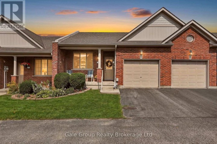 Photo 2 at 5 - 19 Anderson Street, Woodstock - South, Woodstock