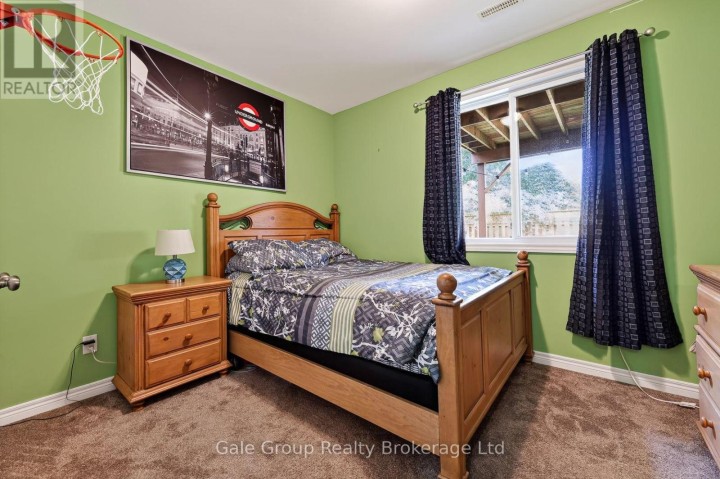 Photo 32 at 5 - 19 Anderson Street, Woodstock - South, Woodstock