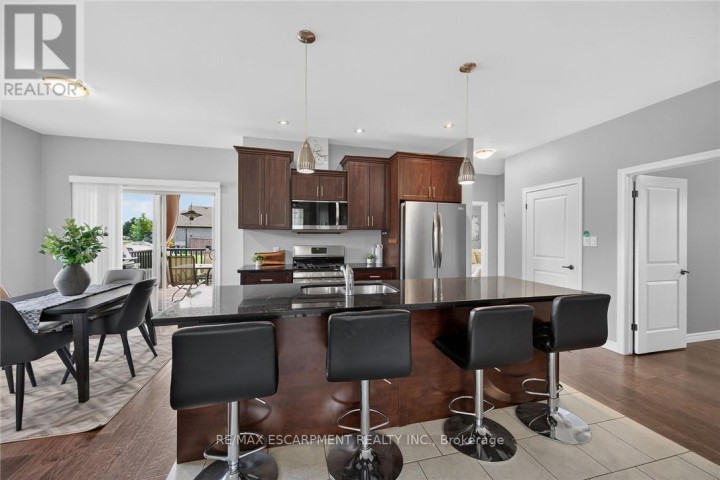 Photo 10 at 40 Trillium Way, Simcoe, Norfolk County