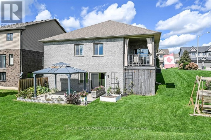 Photo 36 at 40 Trillium Way, Simcoe, Norfolk County