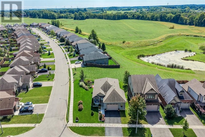 Photo 46 at 40 Trillium Way, Simcoe, Norfolk County