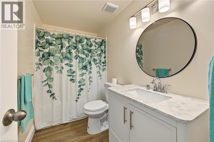 Photo 11 at 7 - 125 Bay Street, Woodstock - South, Woodstock