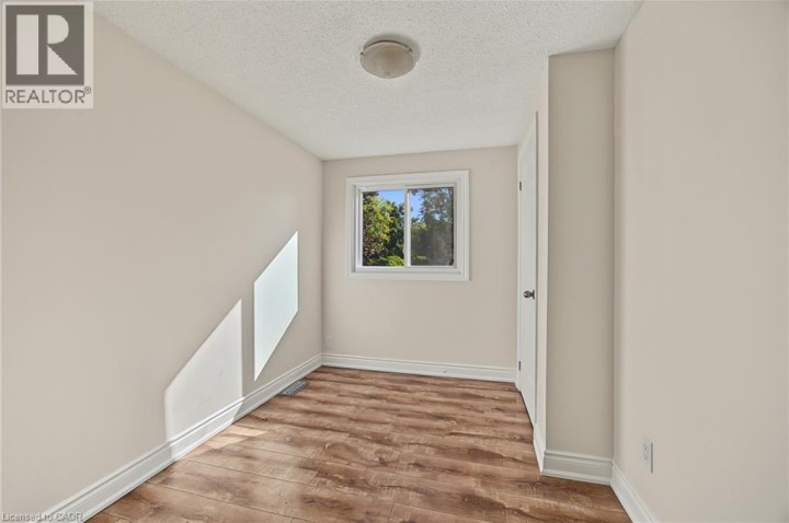 Photo 12 at 7 - 125 Bay Street, Woodstock - South, Woodstock