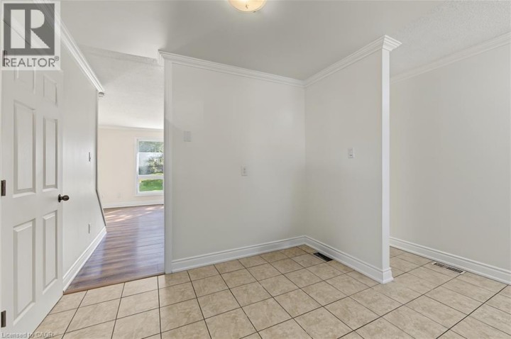 Photo 5 at 7 - 125 Bay Street, Woodstock - South, Woodstock