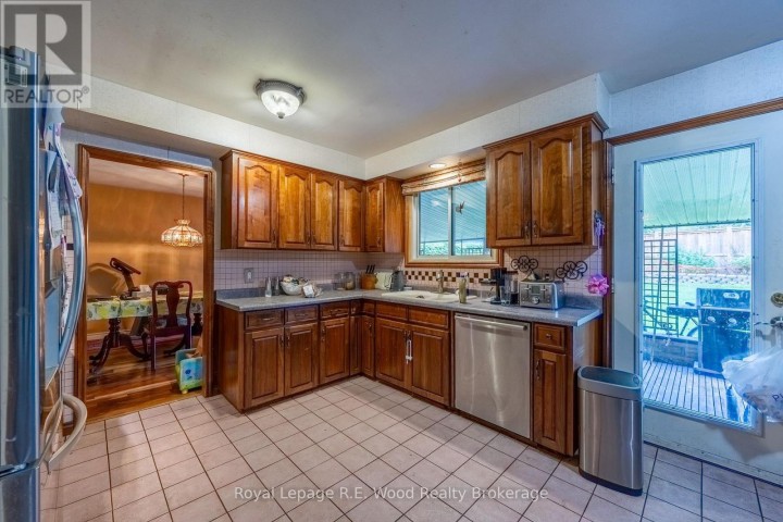 Photo 8 at 4 Owl Drive, Tillsonburg