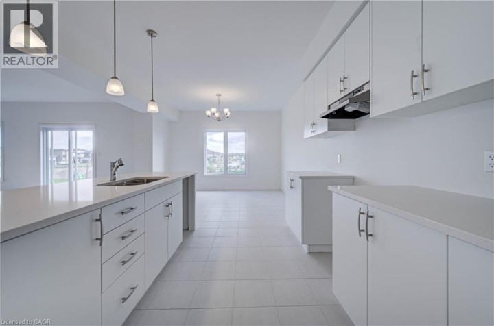 Photo 12 at 10 Munn Crescent, Innerkip (Victoria Park), Woodstock
