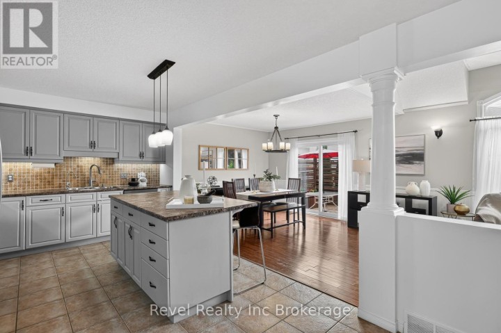 Photo 14 at 762 Frontenac Crescent, Woodstock - South, Woodstock