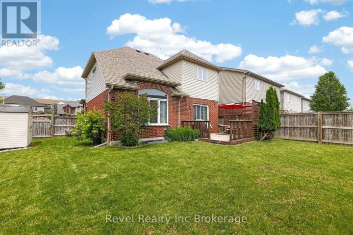 Photo 31 at 762 Frontenac Crescent, Woodstock - South, Woodstock