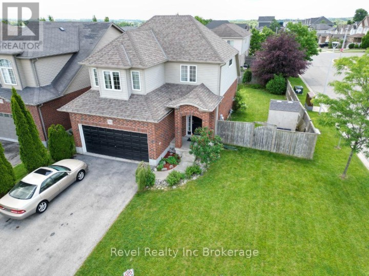 Photo 4 at 762 Frontenac Crescent, Woodstock - South, Woodstock