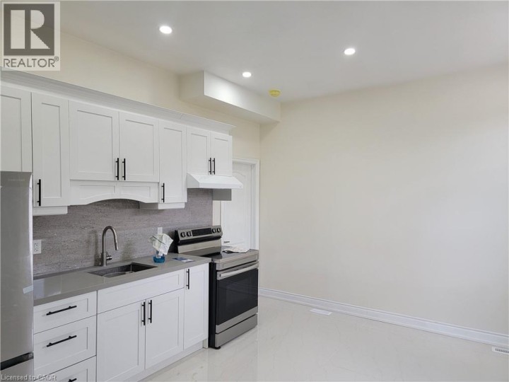Photo 6 at 103 Peel Street, East Ward, Brantford