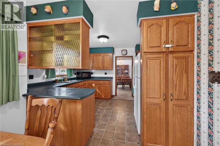 Photo 19 at 5 Rathbun Place, Henderson, Brantford