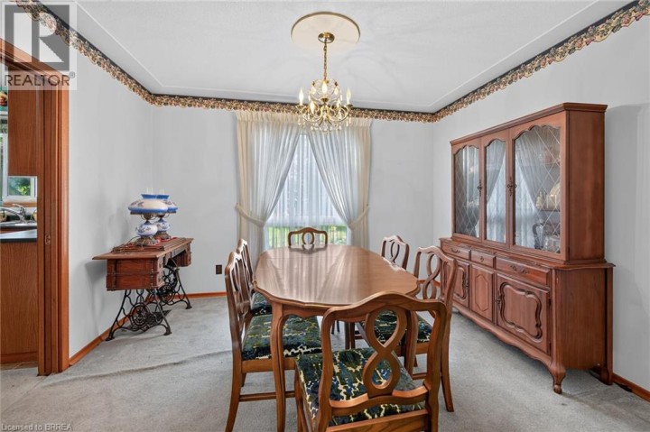 Photo 12 at 5 Rathbun Place, Henderson, Brantford