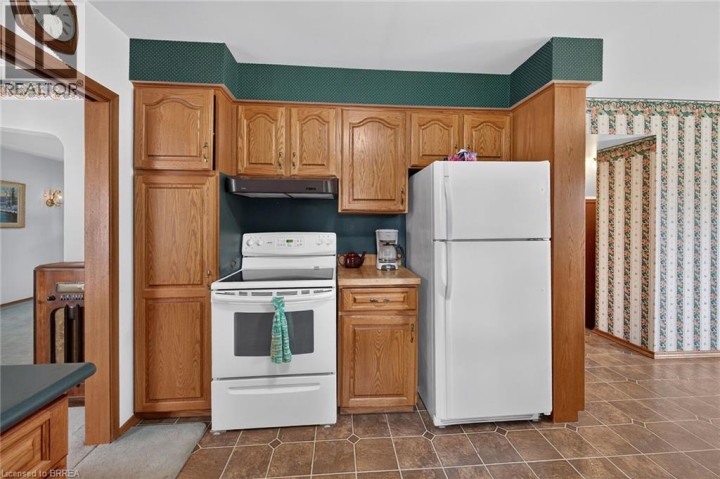 Photo 15 at 5 Rathbun Place, Henderson, Brantford