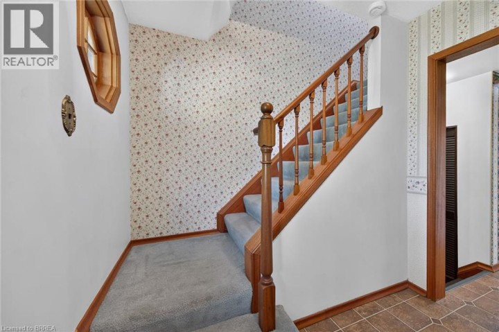 Photo 27 at 5 Rathbun Place, Henderson, Brantford