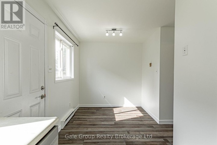 Photo 10 at 4 - 370 Springbank Avenue, Woodstock - North, Woodstock