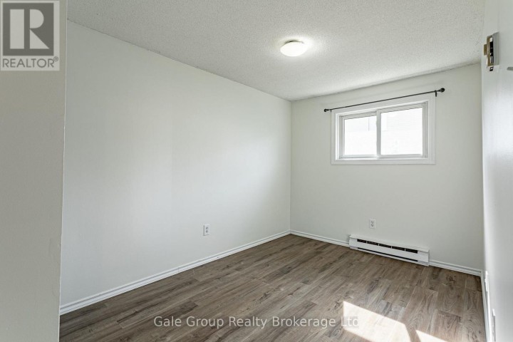 Photo 13 at 4 - 370 Springbank Avenue, Woodstock - North, Woodstock