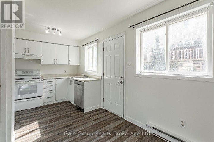Photo 7 at 4 - 370 Springbank Avenue, Woodstock - North, Woodstock