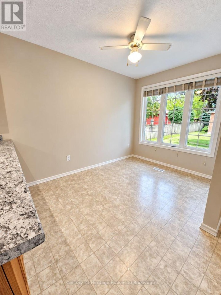Photo 6 at 28 - 928 Lorene Street, Woodstock - North, Woodstock
