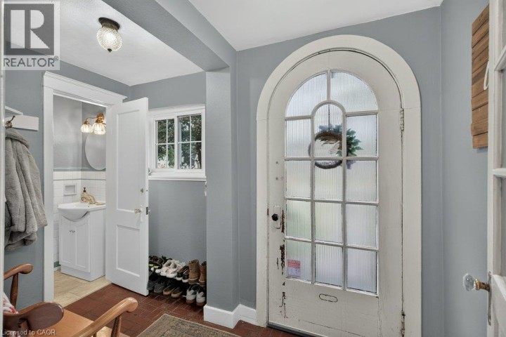 Photo 4 at 32 Lincoln Avenue, Holmedale, Brantford
