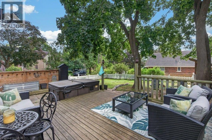 Photo 38 at 32 Lincoln Avenue, Holmedale, Brantford