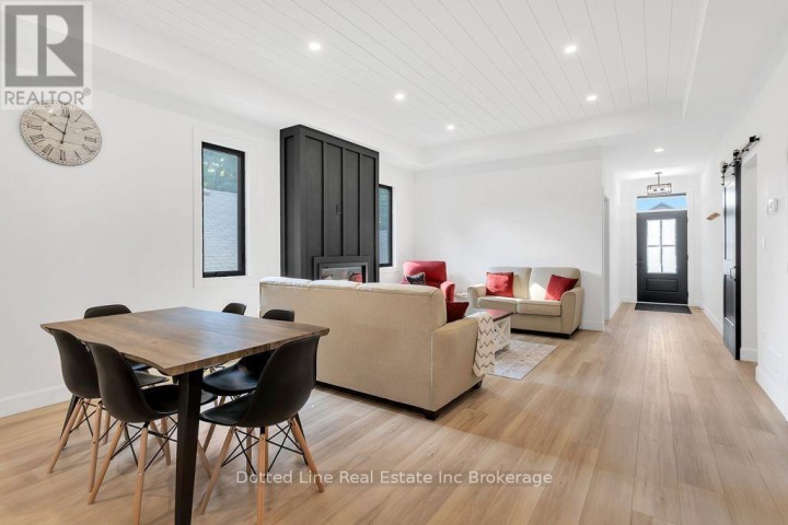 Photo 10 at 4 Charles Court, Port Burwell, Bayham