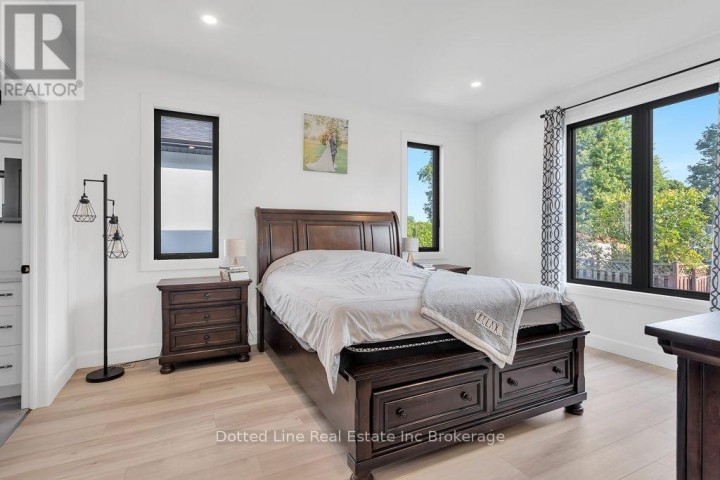 Photo 12 at 4 Charles Court, Port Burwell, Bayham