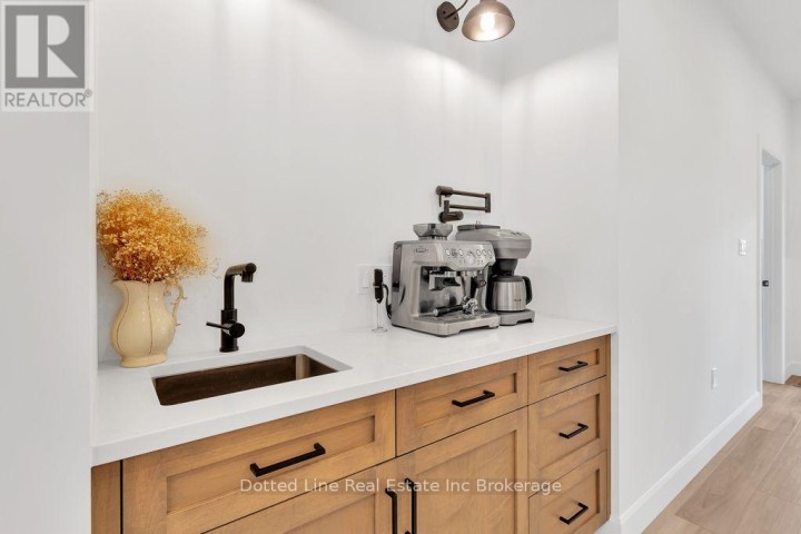 Photo 14 at 4 Charles Court, Port Burwell, Bayham