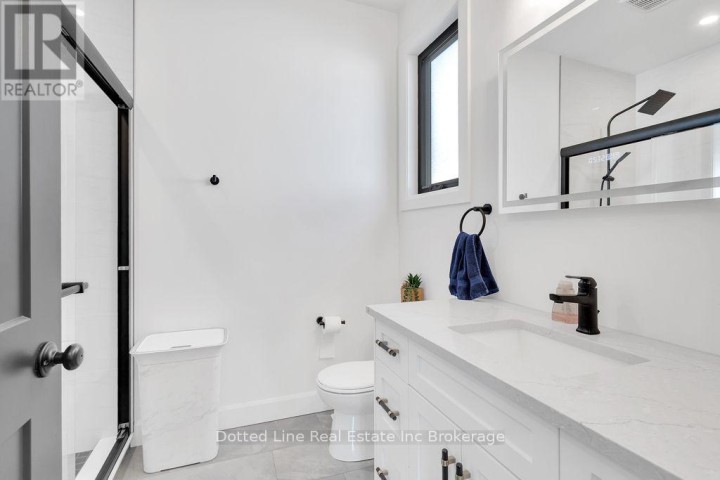 Photo 15 at 4 Charles Court, Port Burwell, Bayham