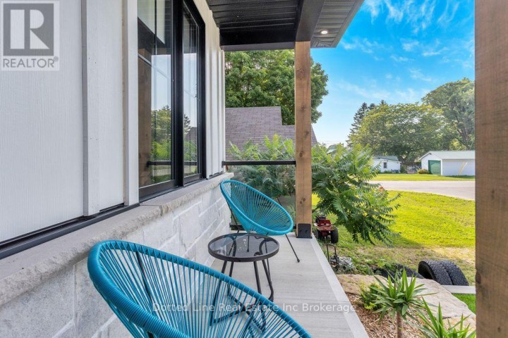 Photo 3 at 4 Charles Court, Port Burwell, Bayham