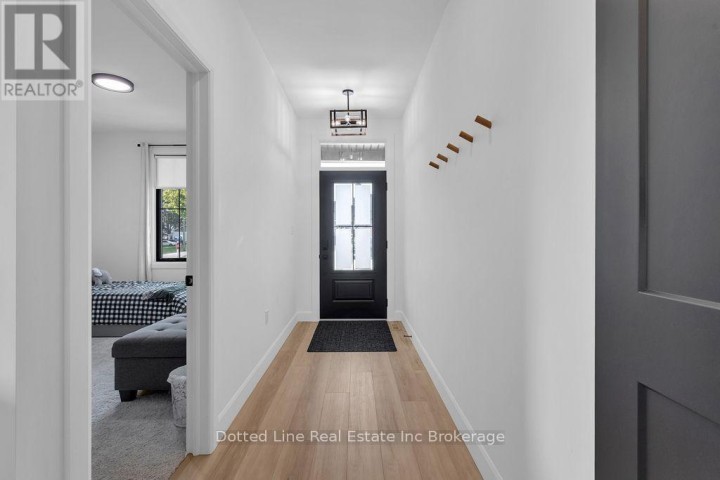 Photo 6 at 4 Charles Court, Port Burwell, Bayham