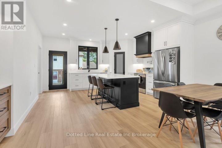 Photo 8 at 4 Charles Court, Port Burwell, Bayham