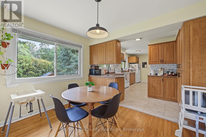 Photo 15 at 9 Parkside Drive, Tillsonburg